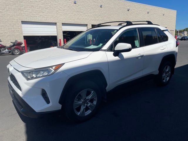 2020 Toyota RAV4 XLE