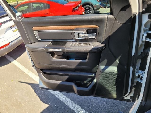 2016 RAM 3500 Laramie