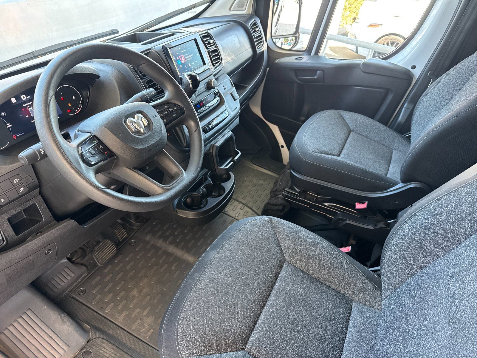 2025 RAM ProMaster 2500 Base