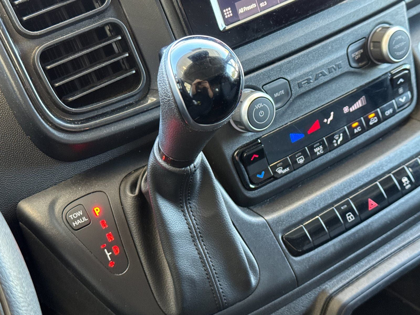 2025 RAM ProMaster 2500 Base
