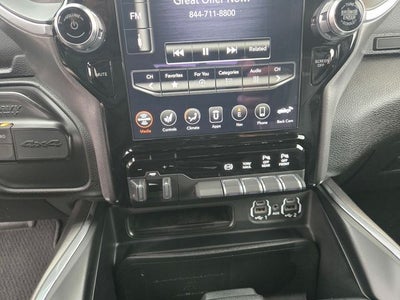2020 RAM 2500 Laramie 4WD Night Edition W/Navigation
