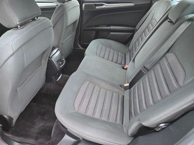 2017 Ford Fusion SE W/ Technology Pkg.