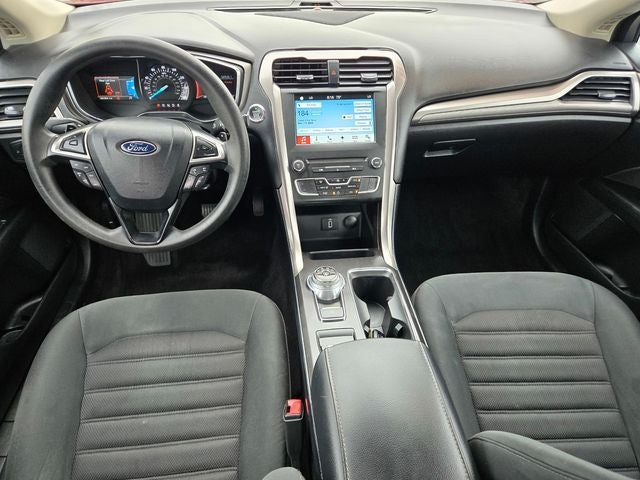2017 Ford Fusion SE W/ Technology Pkg.