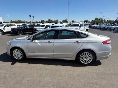 2016 Ford Fusion Hybrid SE