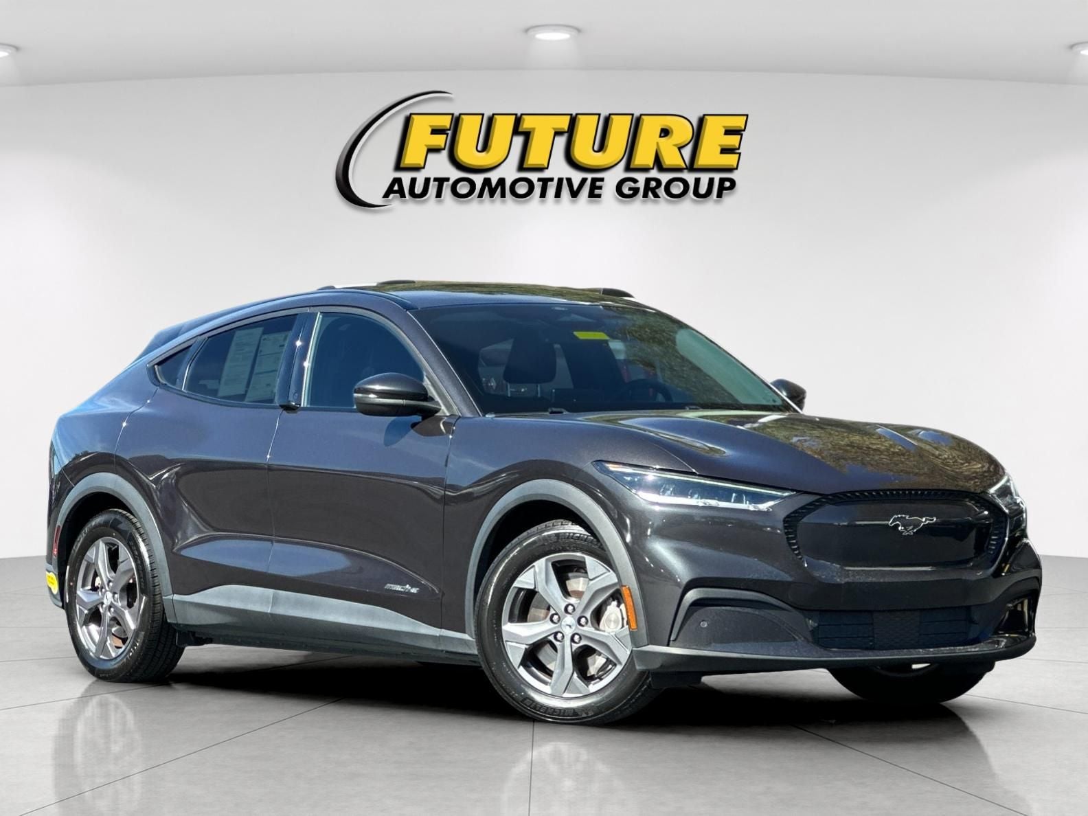 2022 Ford Mustang Mach-E Select