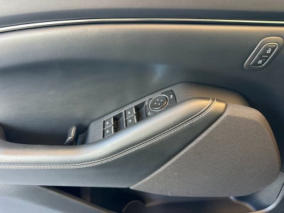 2022 Ford Mustang Mach-E Select