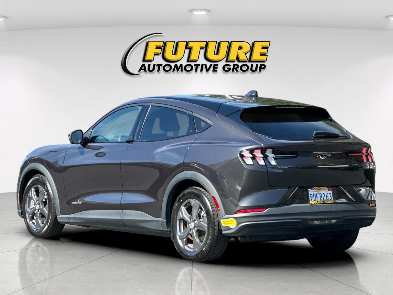 2022 Ford Mustang Mach-E Select