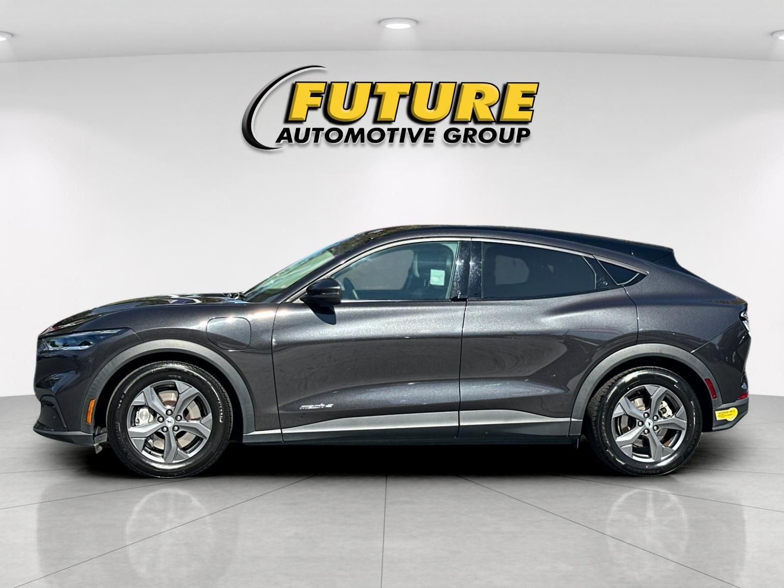 2022 Ford Mustang Mach-E Select