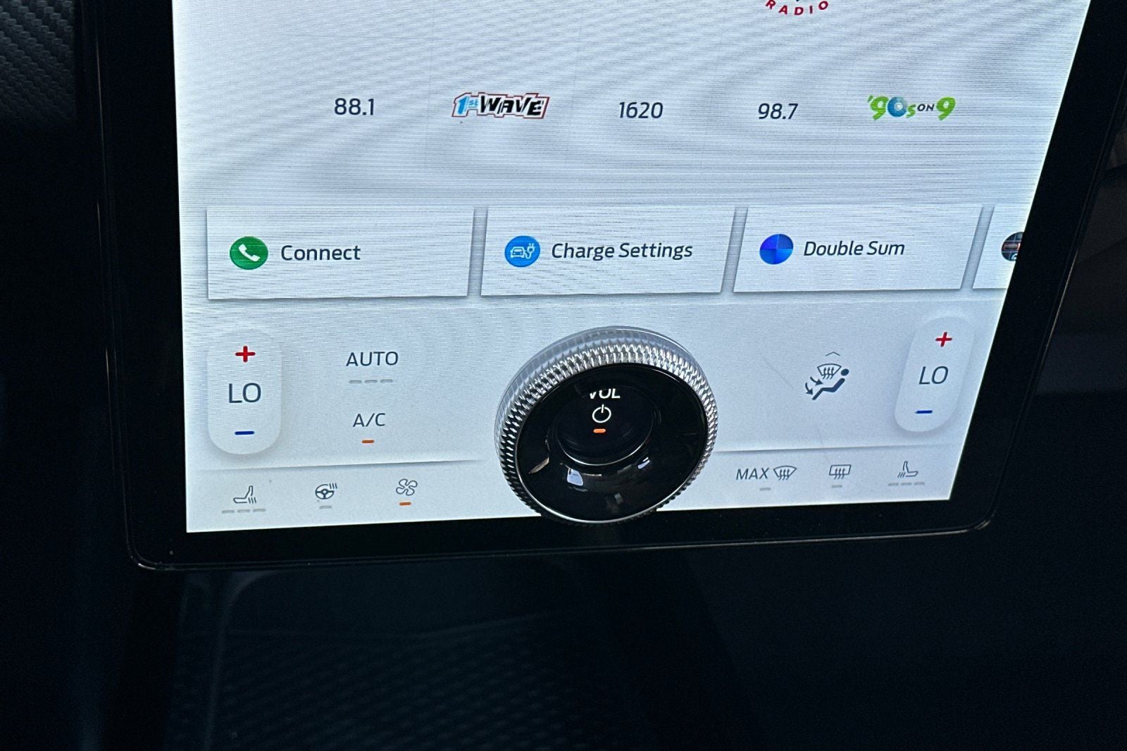 2025 Ford Mustang Mach-E Premium EXT BATTERY