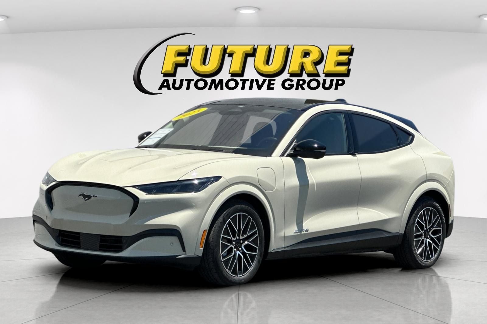 2025 Ford Mustang Mach-E Premium EXT BATTERY