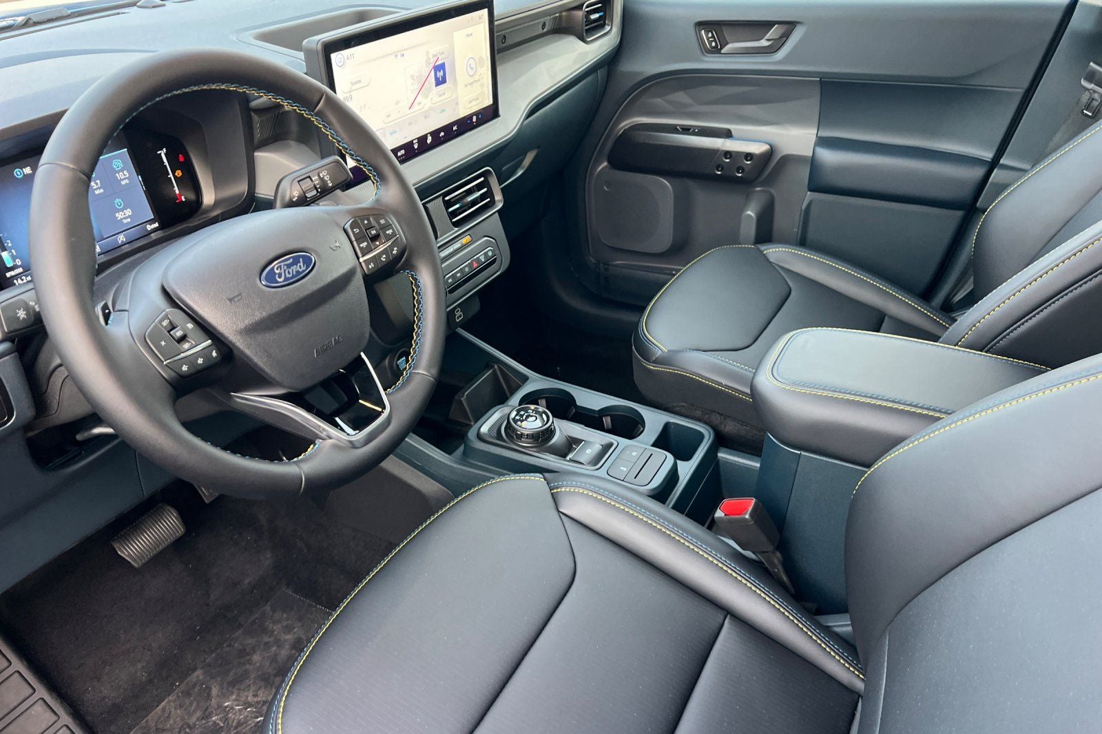 2026 Ford Maverick Lobo Standard