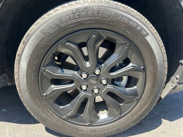 2024 Ford Maverick XLT Crew Cab FWD Hybrid w/Luxury Package