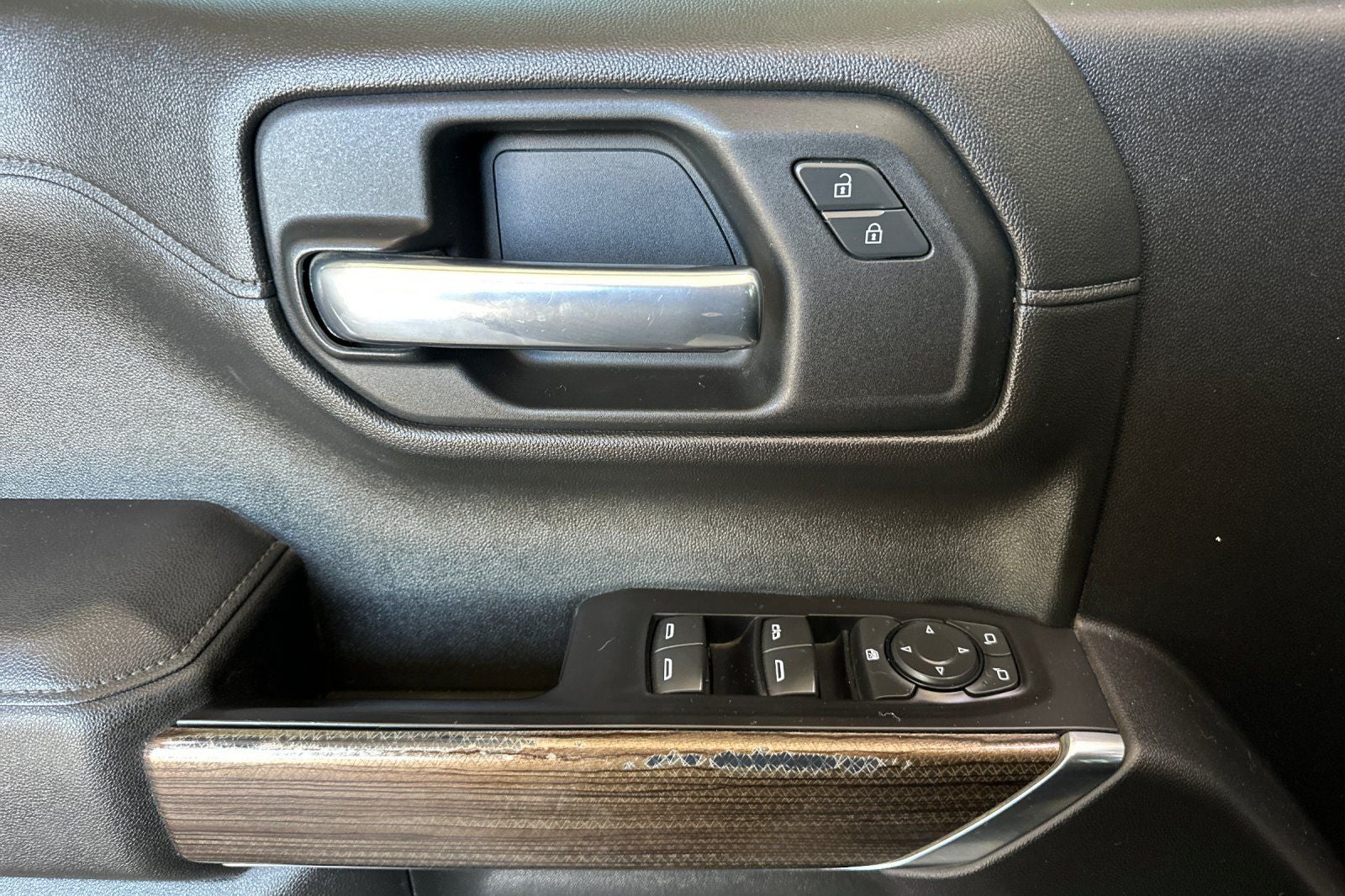 2021 Chevrolet Silverado 1500 LT Trail Boss V8 4WD