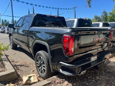 2023 GMC Sierra 1500 AT4 Crew Cab 4WD