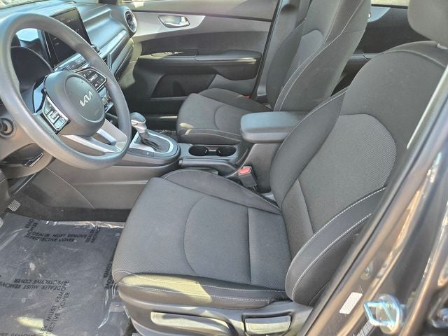 2023 Kia Forte LXS Sedan