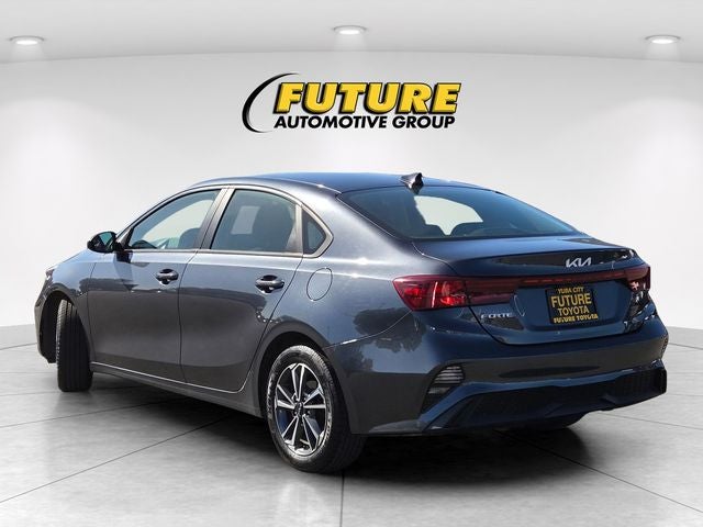 2023 Kia Forte LXS Sedan
