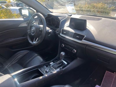 2018 Mazda Mazda3 Touring Hatchback w/Moonroof & Bose