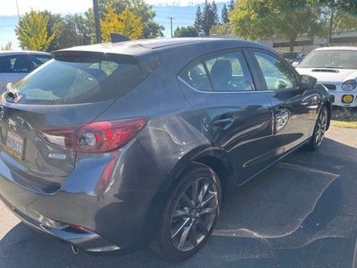 2018 Mazda Mazda3 Touring Hatchback w/Moonroof & Bose