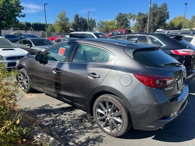 2018 Mazda Mazda3 Touring Hatchback w/Moonroof & Bose