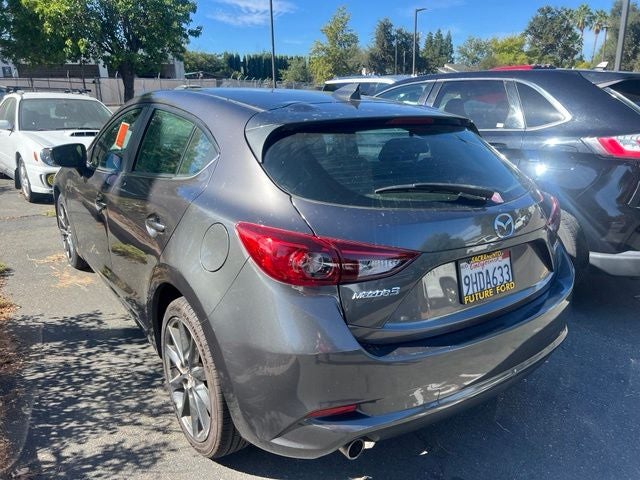 2018 Mazda Mazda3 Touring Hatchback w/Moonroof & Bose