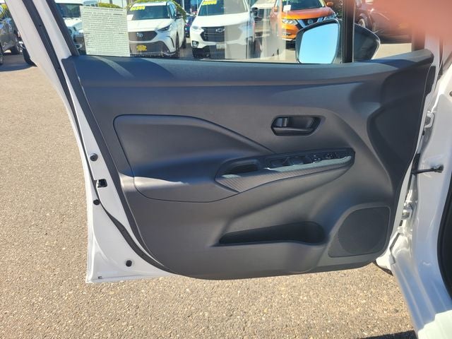 2024 Nissan Versa 1.6 S