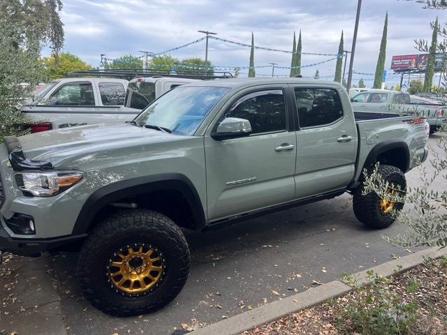 2023 Toyota Tacoma TRD Off-Road V6 DCAB 4WD Lifted w/Winch & Upgraded Wheels