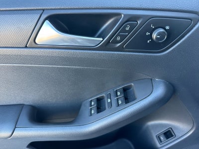 2015 Volkswagen Jetta 2.0L S w/Technology
