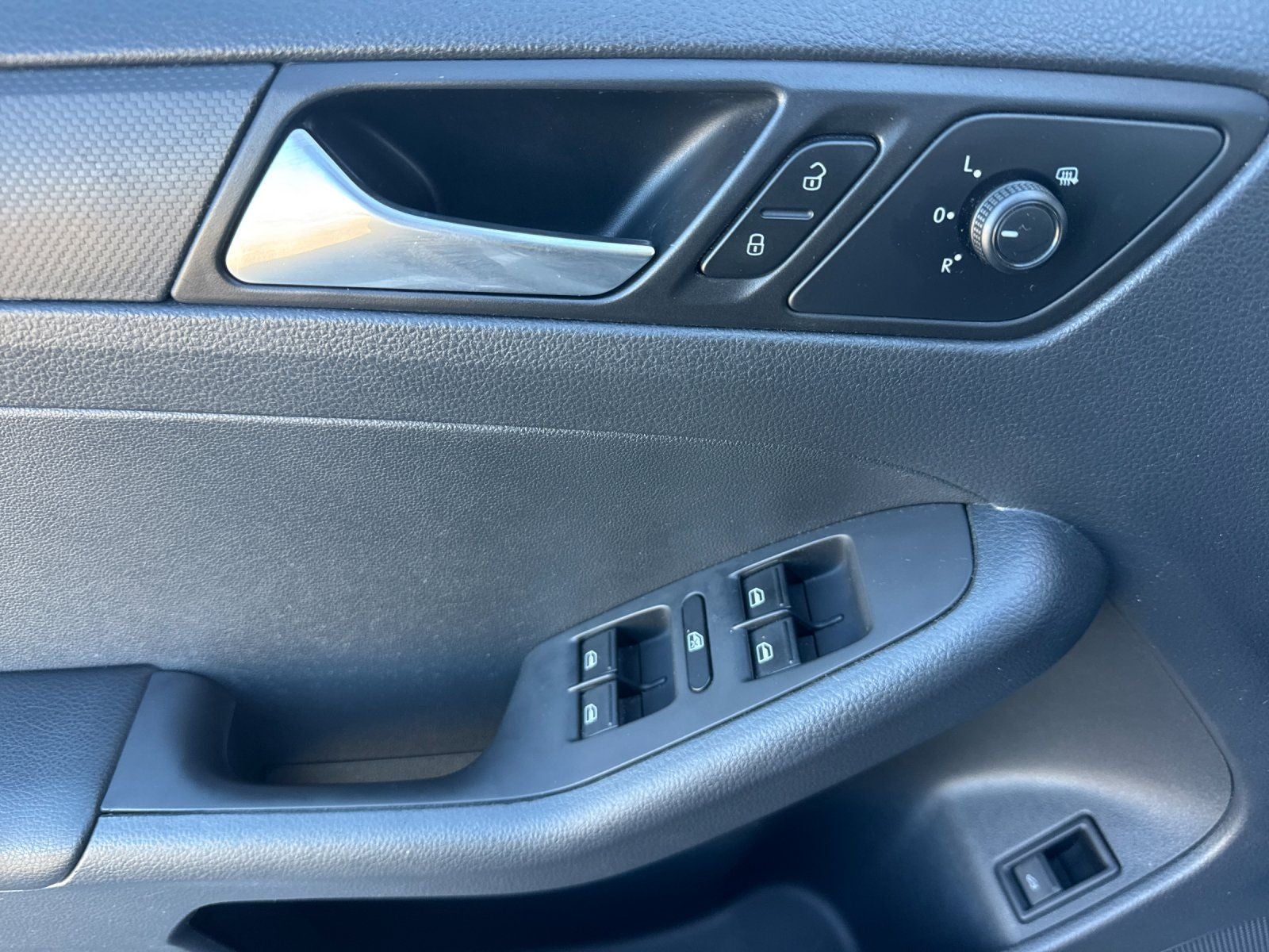 2015 Volkswagen Jetta 2.0L S w/Technology