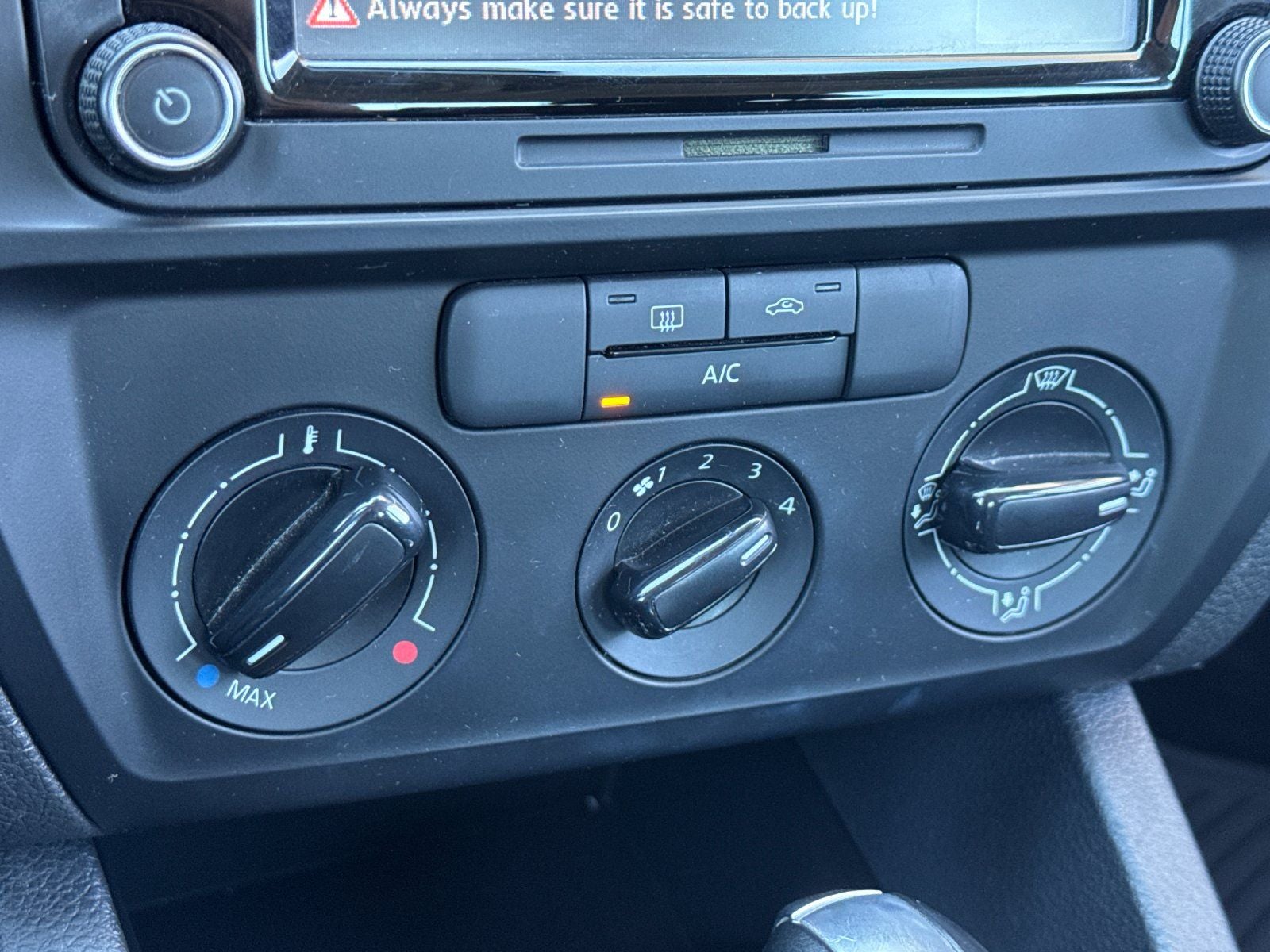 2015 Volkswagen Jetta 2.0L S w/Technology