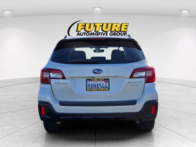 2018 Subaru Outback 3.6R Touring AWD W/ Navigation