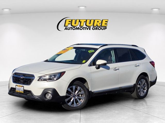 2018 Subaru Outback 3.6R Touring AWD W/ Navigation
