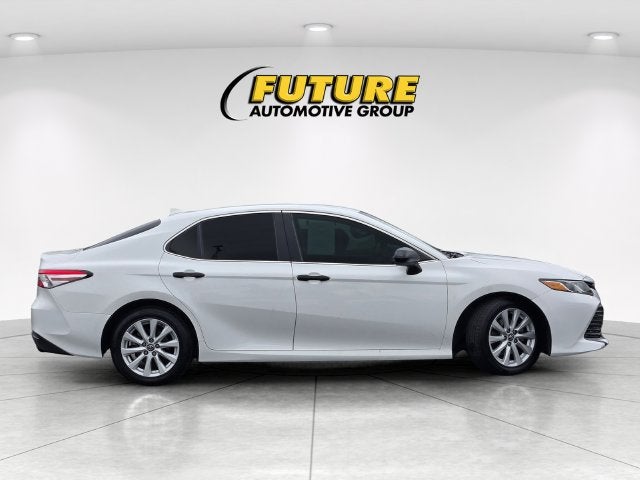 2020 Toyota Camry LE Sedan