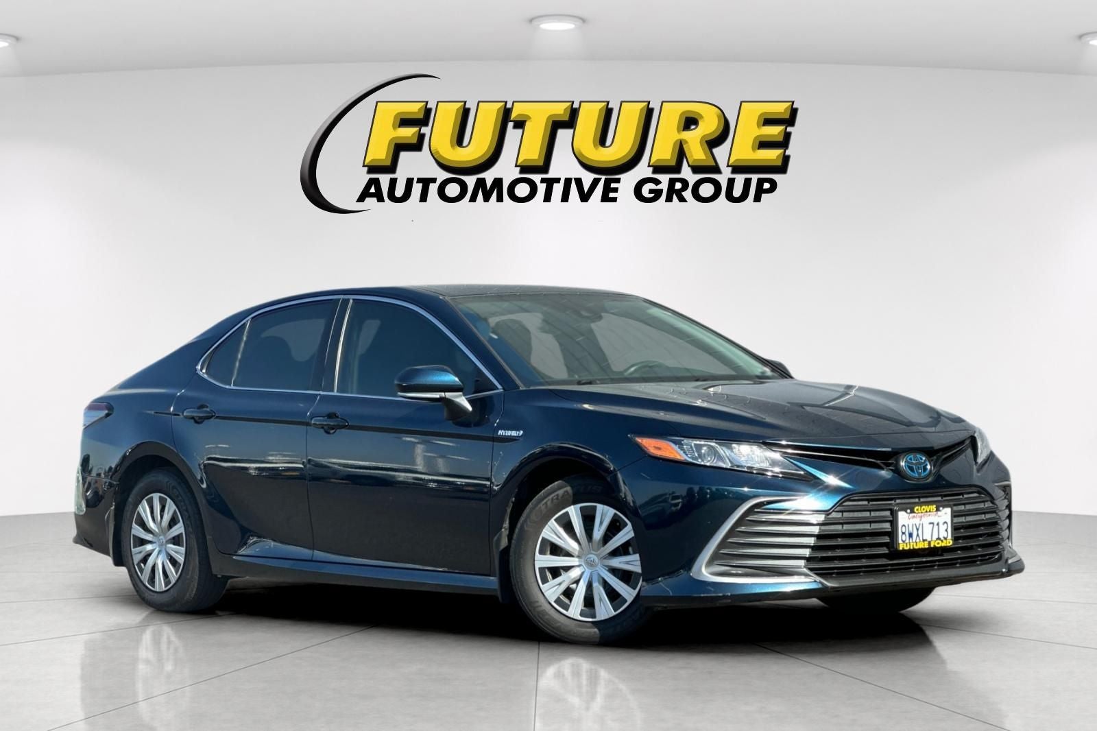 2021 Toyota Camry Hybrid LE
