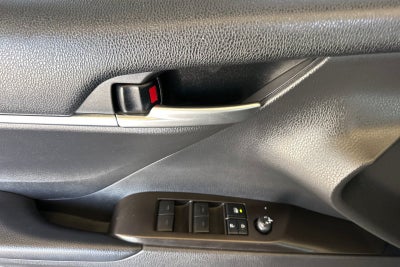 2021 Toyota Camry Hybrid LE