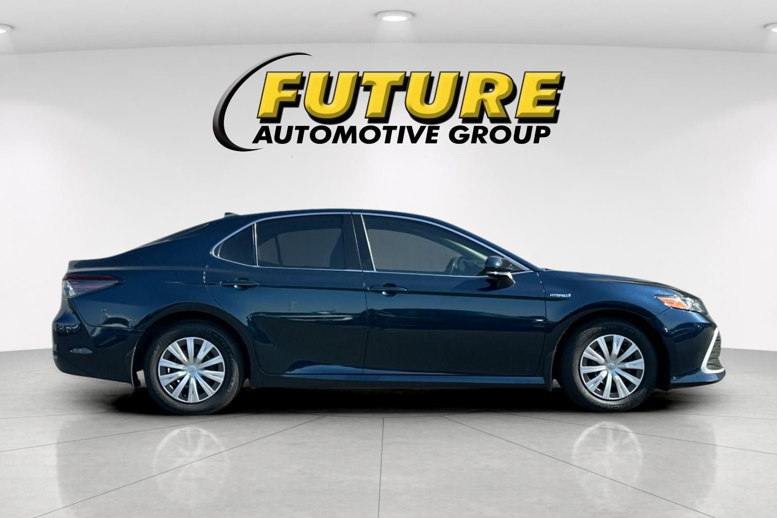 2021 Toyota Camry Hybrid LE