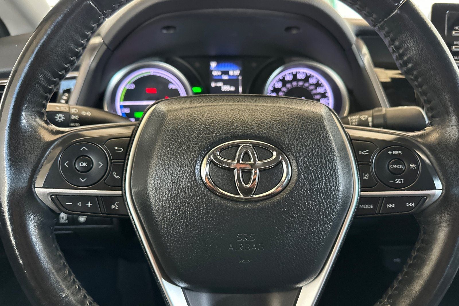 2021 Toyota Camry Hybrid LE