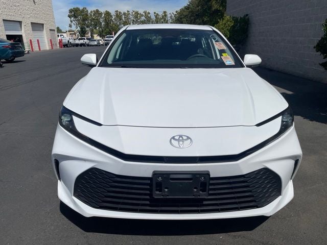 2025 Toyota Camry LE Hybrid