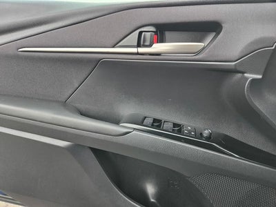 2025 Toyota Camry LE Hybrid
