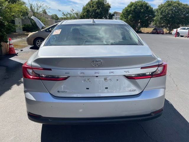 2025 Toyota Camry LE Hybrid