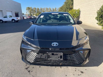2025 Toyota Camry LE Hybrid