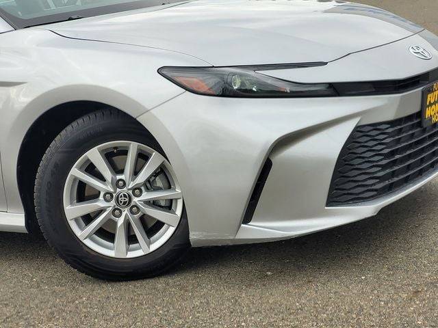 2025 Toyota Camry LE Sedan