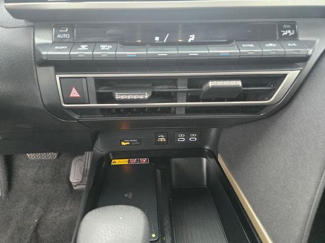 2025 Toyota Camry LE Sedan