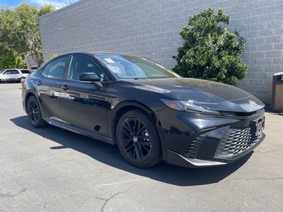 2025 Toyota Camry SE W/ SofTex Seating