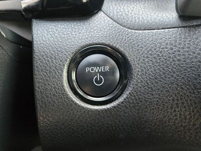 2025 Toyota Camry SE Hybrid