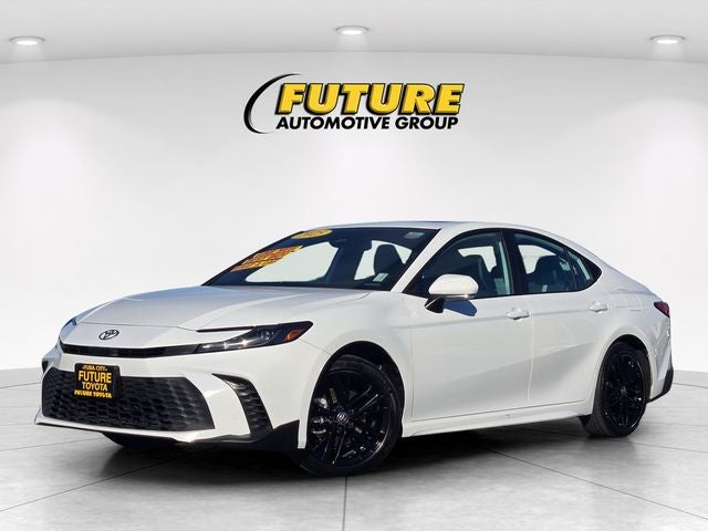 2025 Toyota Camry SE W/ Convenience Pkg. & Moonroof