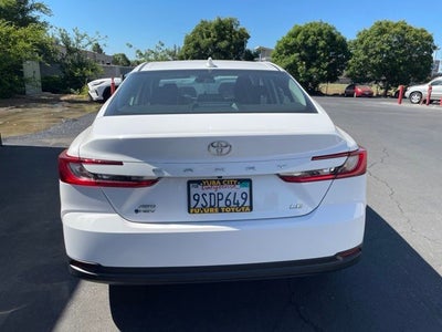 2025 Toyota Camry LE
