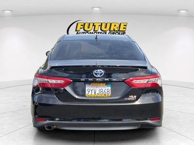 2020 Toyota Camry Hybrid XLE