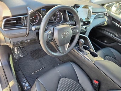 2024 Toyota Camry SE Sedan