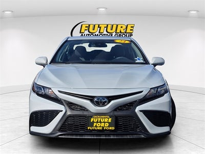 2024 Toyota Camry SE Sedan