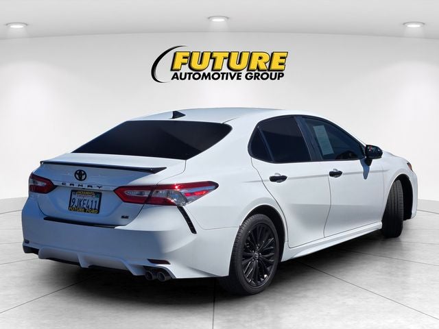 2020 Toyota Camry SE Nightshade Sedan